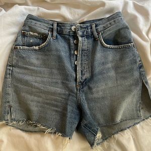 AGOLDE Jean shorts size 25. High waisted and in perfect condition!!